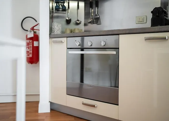 Stylish With Balcony - Brera Apartamento *