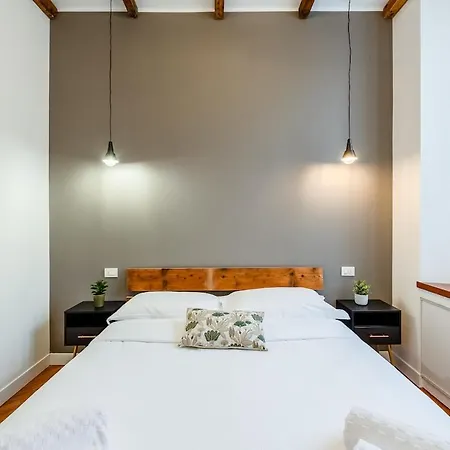 Lägenhet Stylish With Balcony - Brera Milano