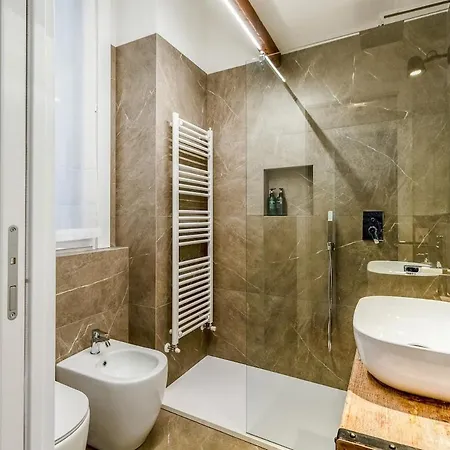 Stylish With Balcony - Brera *